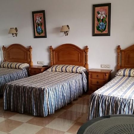 Hostal Los Rosales Алькарас Экстерьер фото