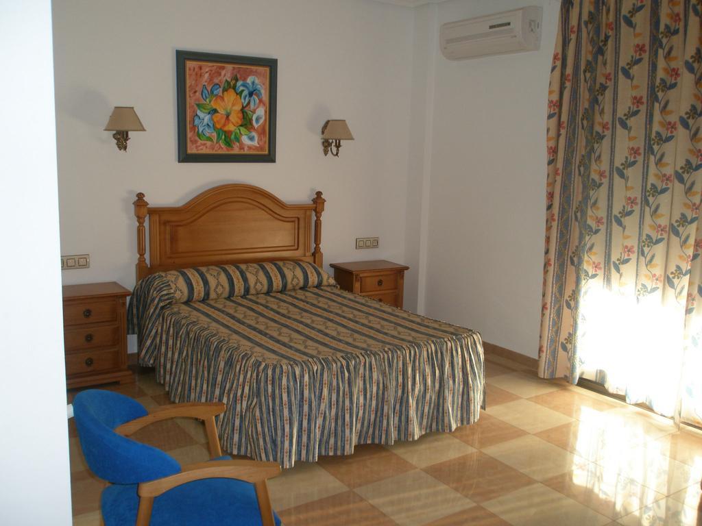 Hostal Los Rosales Алькарас Номер фото